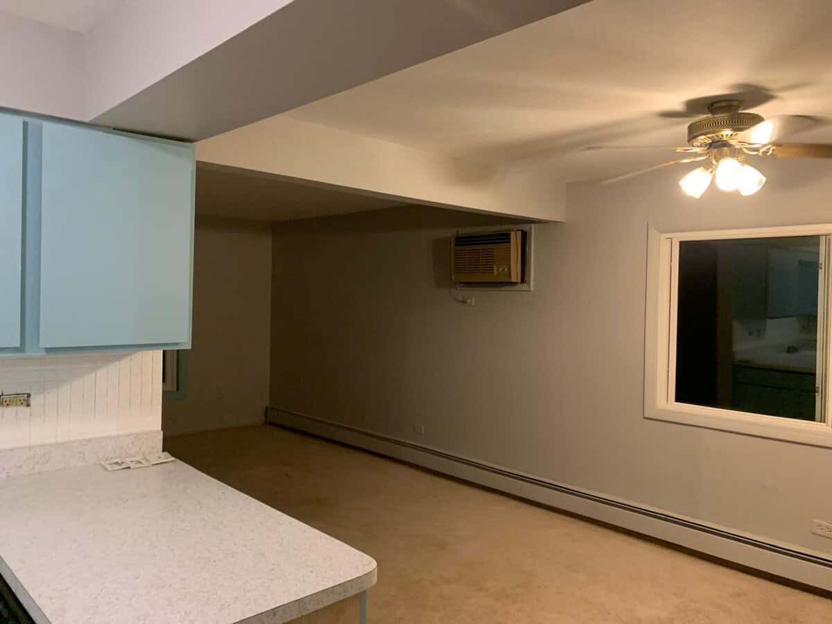 Residential painting in South Florida with freshly painted walls, ceiling, and trim